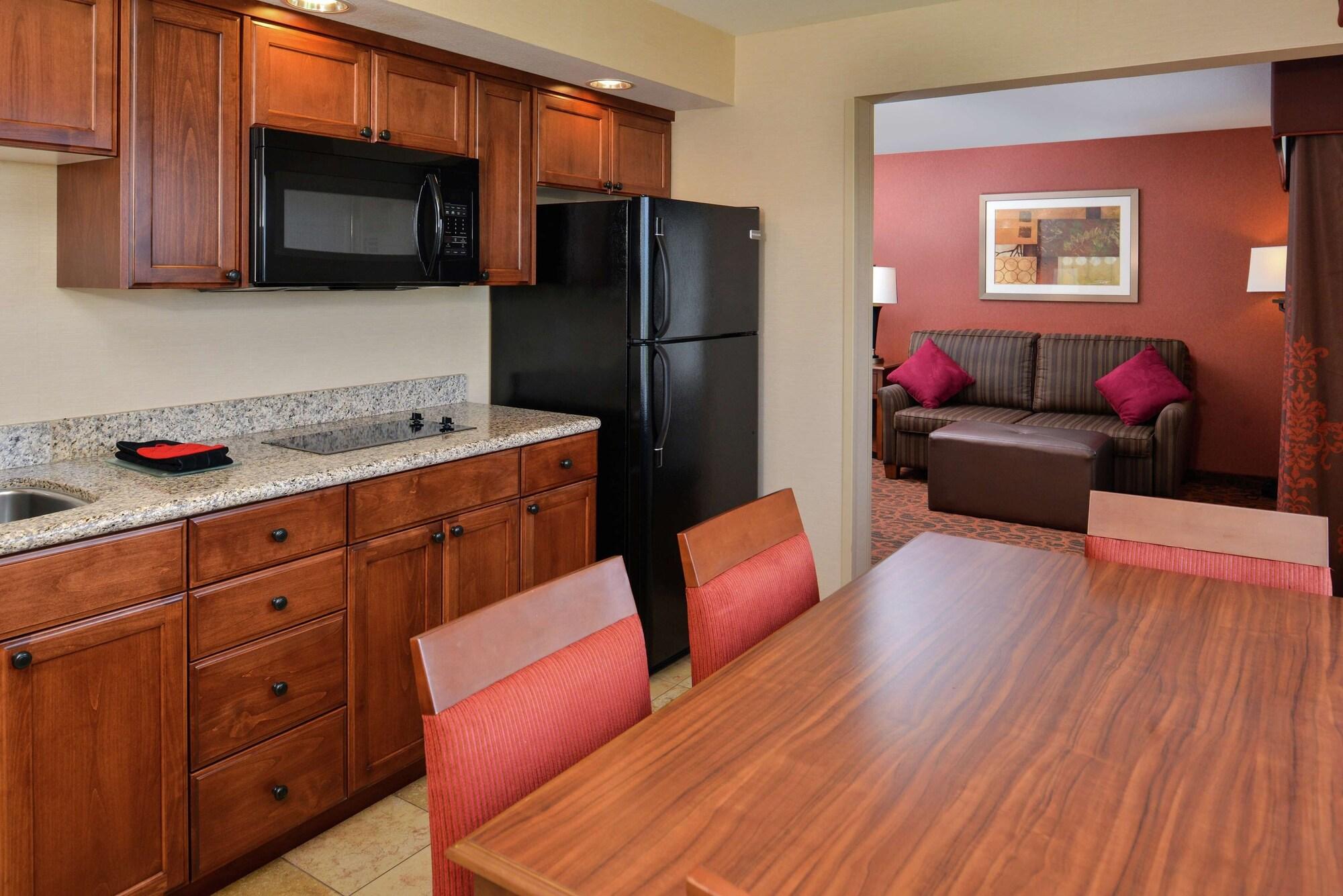 Hampton Inn Idaho Falls / Airport Bagian luar foto