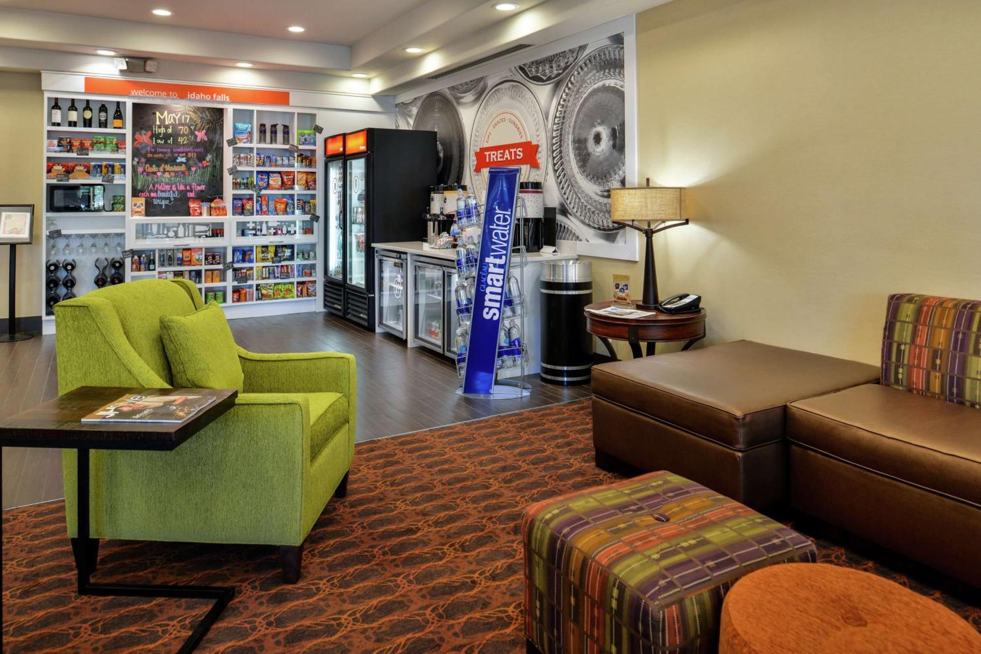 Hampton Inn Idaho Falls / Airport Bagian luar foto